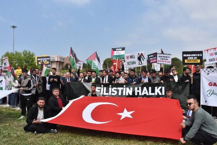 Bursa'da üniversitelilerden Gazze için çadır nöbeti