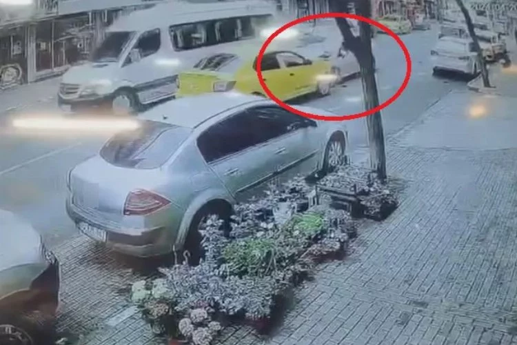 Bursa'da zincirleme kaza kameraya yansıdı