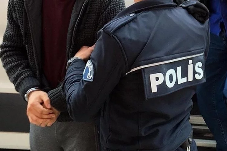 Bursa Haber: FETÖ terör örgütü üyesi gözaltına alındı
