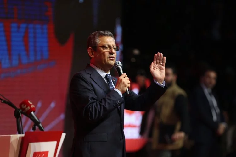 CHP Genel Başkanı Özel, Balıkesir'de konuştu