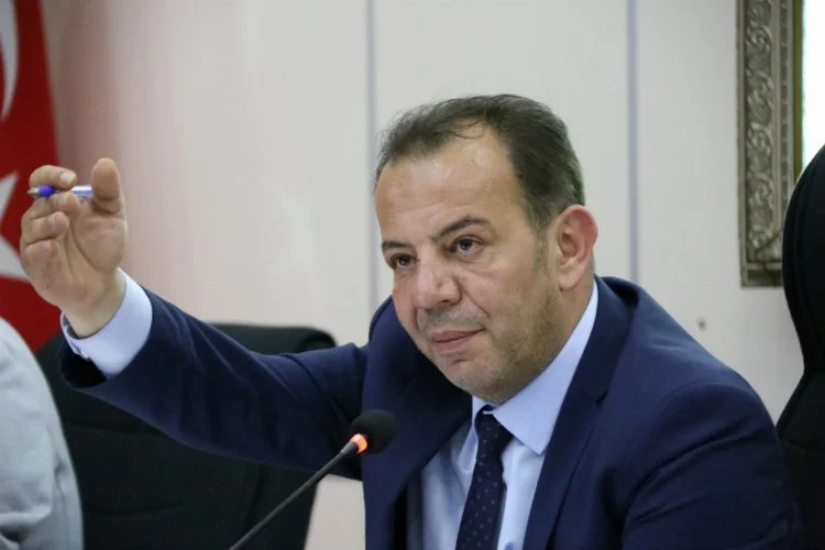 Bolu Belediye Başkanı Tanju Özcan helallik istedi