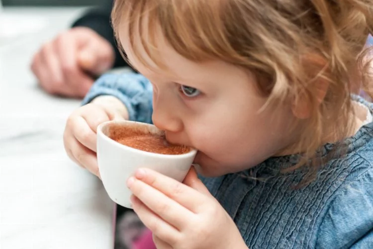 Çocuklarda kafein tüketiminin zararları nelerdir?