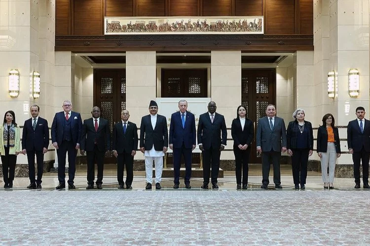 Cumhurbaşkanı Erdoğan, 7 ülkenin büyükelçisi ile görüştü