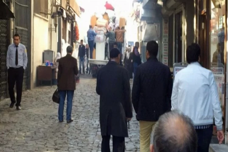 Diyarbakır'ın o ilçesinden bir bir kaçıyorlar