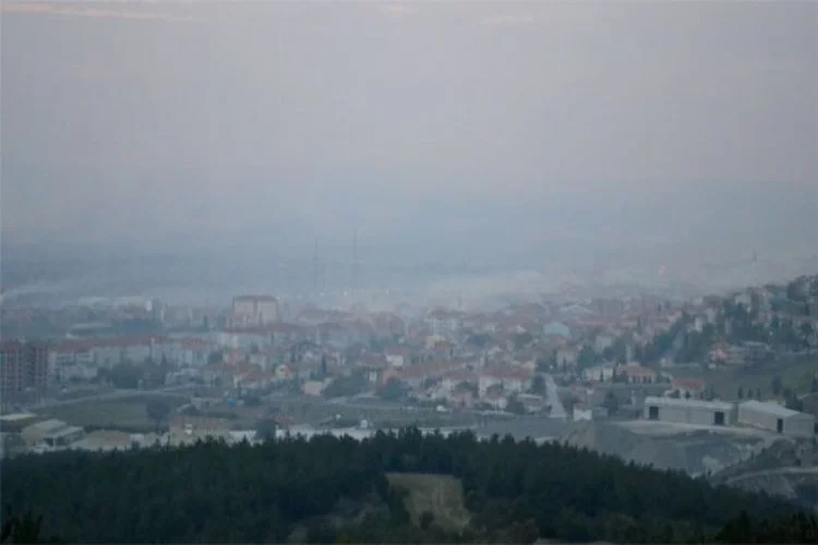 Edirne'de çıkan dumanlar insanları zehirliyor