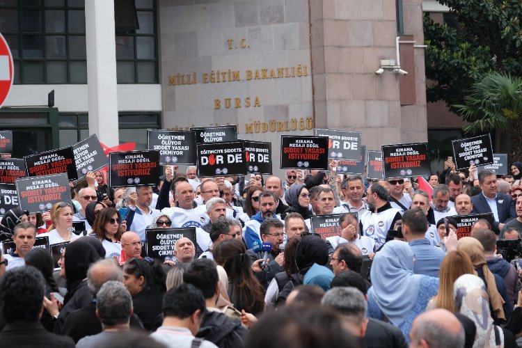Okul müdürünün öldürüldüğü olay Bursa'da protesto edildi - Bursa Hayat Gazetesi-3