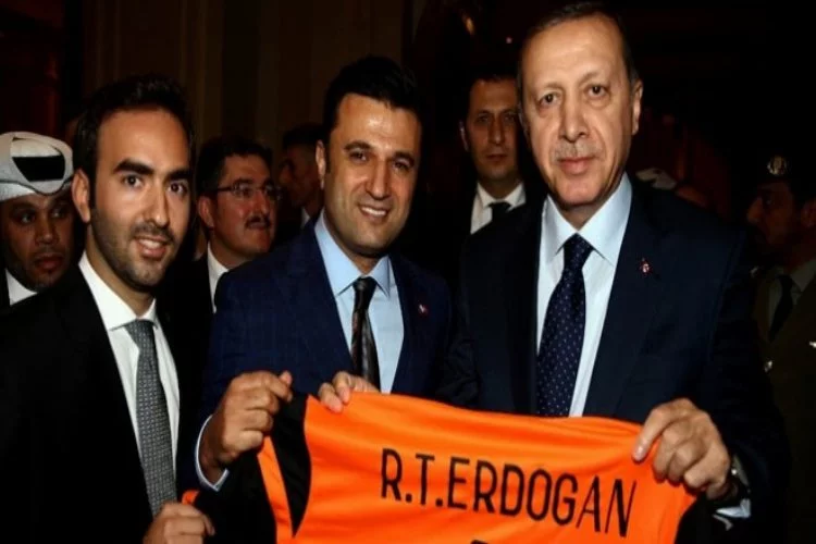 Erdoğan formalar ile karşılandı