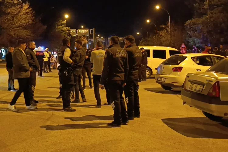 Erzurum’da tartışma bıçaklı kavgaya dönüştü: 2 yaralı!