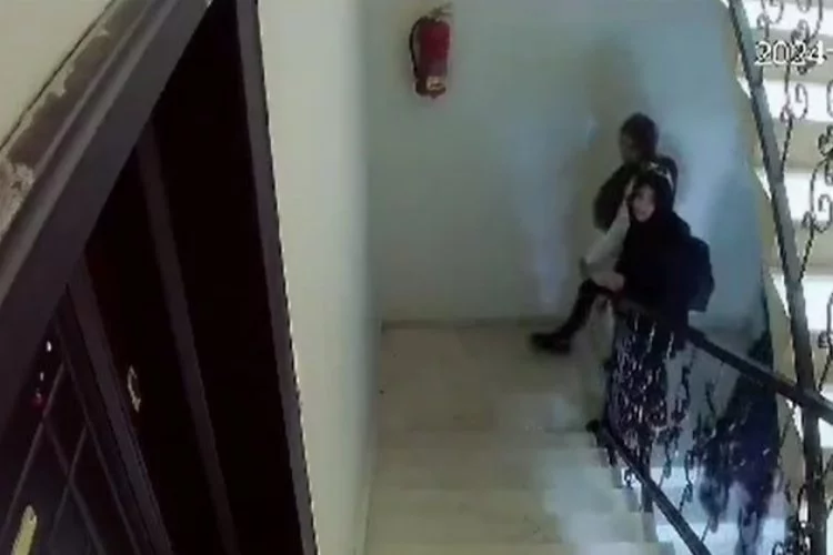 Eskişehir'de hırsızlar kamerayı görünce geri döndüler!