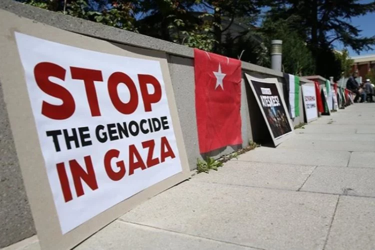 Eskişehir'de öğrencilerden Gazze'ye destek gösterisi