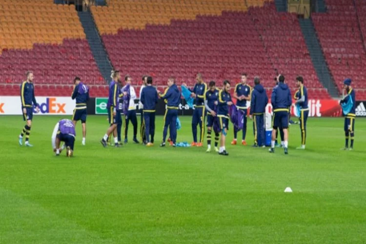 Fenerbahçe Ajax hazırlıklarını tamamladı
