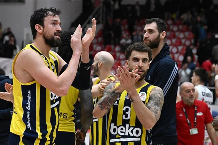 Fenerbahçe Beko, Aliağa Petkimspor'u ağırlayacak: Play-off heyecanı başlıyor!