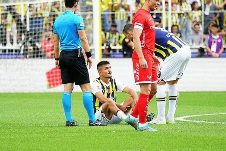 Fenerbahçe'de Cengiz Ünder krizi... Yeniden sakatlandı!
