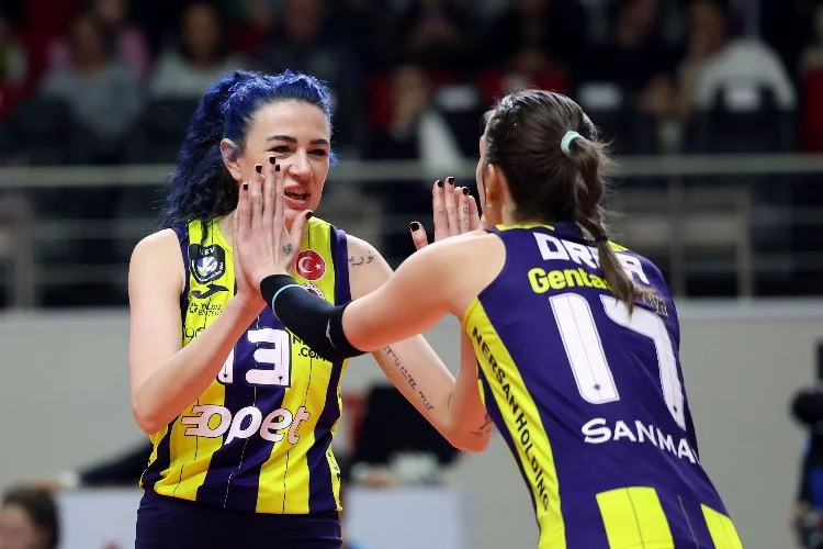 Fenerbahçe Opet, Eczacıbaşı Dynavit'i mağlup etti
