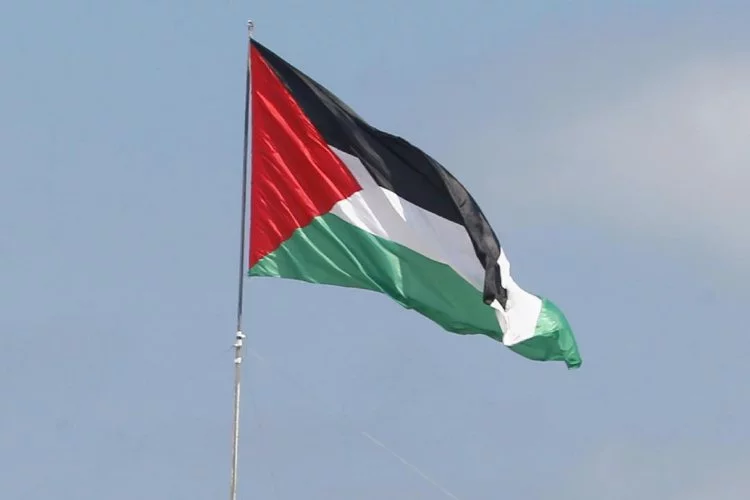 Filistin'den BM'ye tam üyelik talebi!