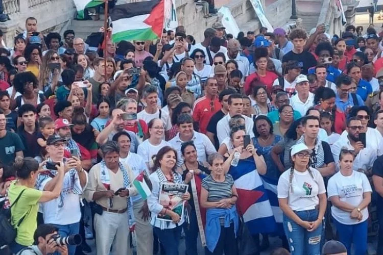 Filistin'e destek gösterileri Küba'ya sıçradı