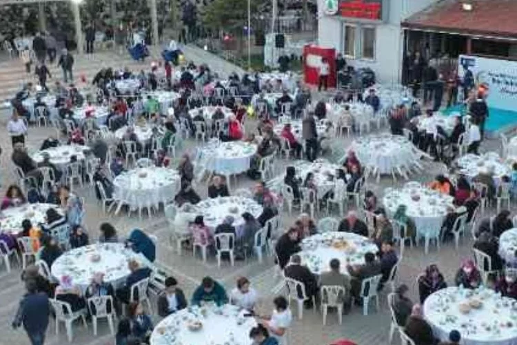 Geleneksel iftar yemeği Harmancık'ta yapıldı