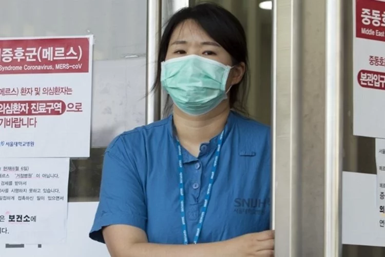 Güney Kore'de doktor istifalarını organize eden 5 kişiye soruşturma!