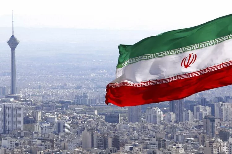 İran'dan 2 ülkeye yaptırım kararı
