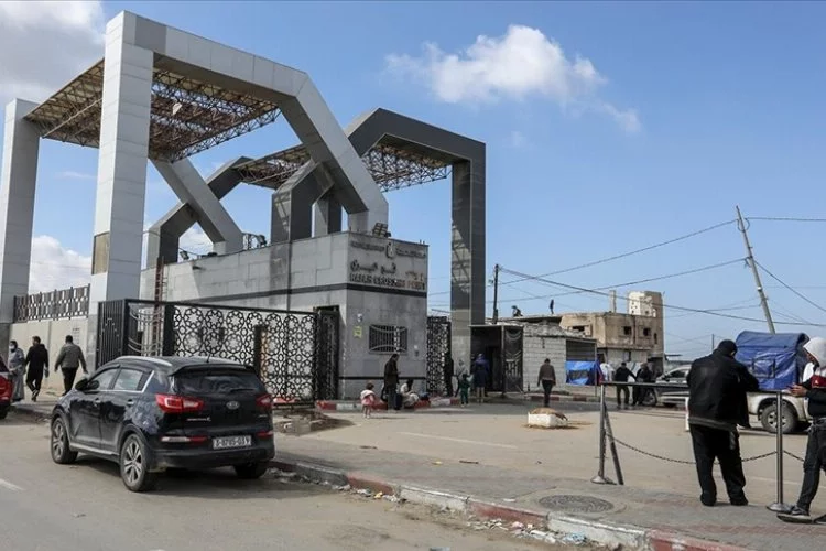 İsrail, Refah'a kara saldırısı başlattı