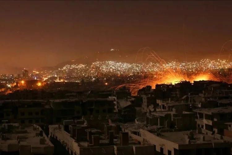 İsrail, Suriye'nin başkenti Şam'a hava saldırısı mı düzenledi?