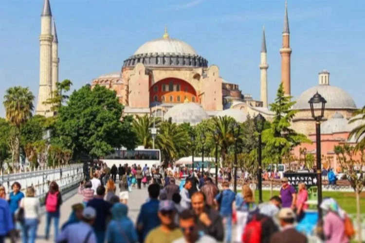 İstanbul'a 3 ayda yabancı ziyaretçi akını!