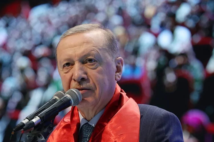 Cumhurbaşkanı Erdoğan: "Daha güvenli inşa etmenin yollarını arayacağız"
