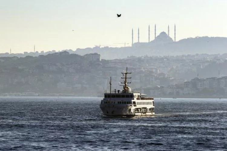 İstanbul'da vapur seferleri hava muhalefetinden etkilendi!