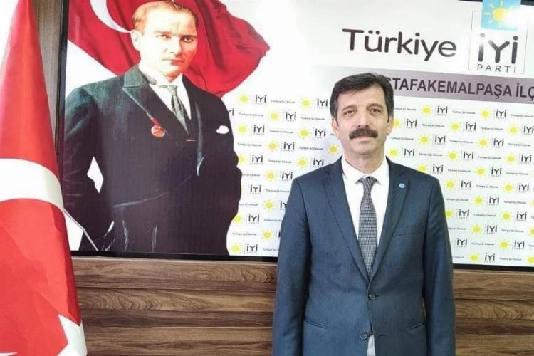 İYİ Parti Mustafakemalpaşa'da istifa!