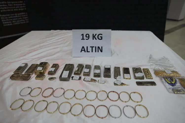 Kapıkule'de gümrük kaçağı 19 kilo altın ele geçirildi
