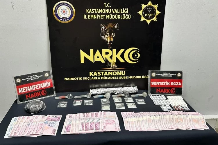 Kastamonu'da uyuşturucu operasyonu: 1'i kadın 3 kişi tutuklandı!