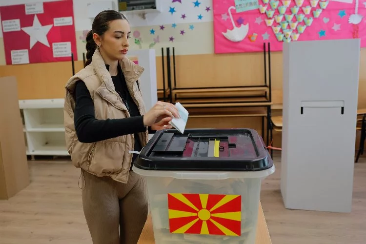 Kuzey Makedonya’da seçim ikinci tura kaldı