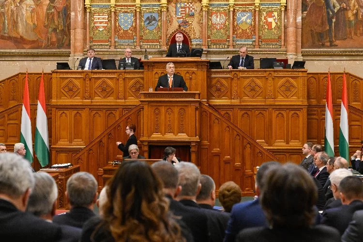 Macaristan parlamentosundan İsveç’in NATO’ya katılımına onay
