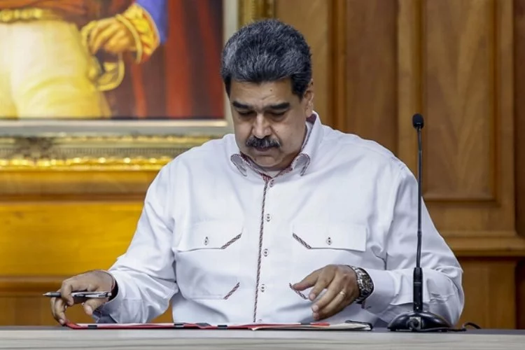Maduro, Türkiye ile imzalanan anlaşmayı canlı yayında onayladı