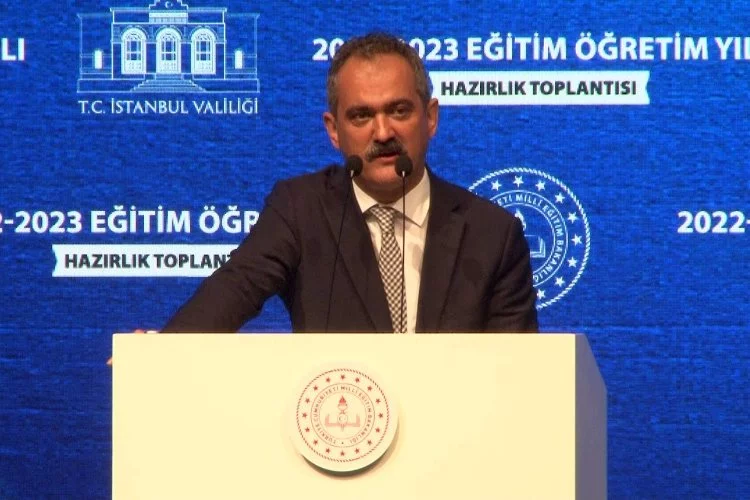 Milli Eğitim Bakanı Özer:'Genel müdürlüklere 1 milyar TL aktardık'