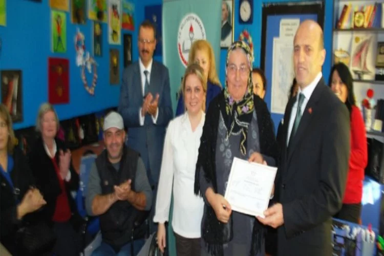Mudanya'da engellilerin sertifika sevinci