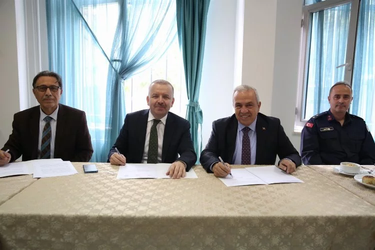Nilüfer'de yeni eğitim protokolü için imzalar atıldı