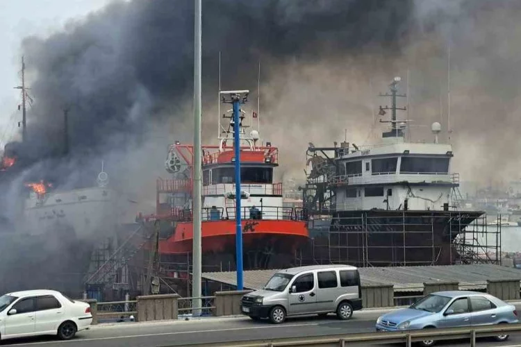 Ordu’da limanda tekne yangını!