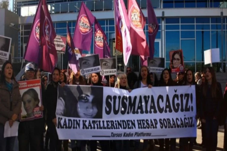 'Özgecan Aslan' davası protestolarla başladı