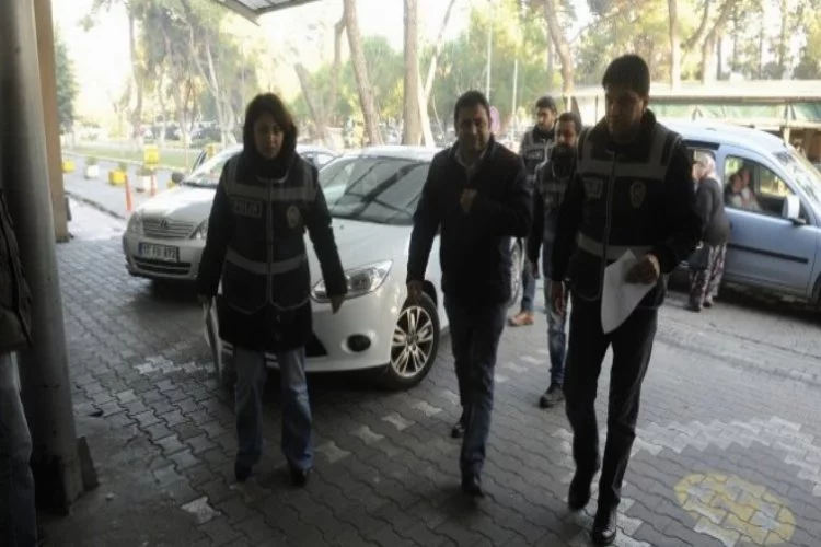 Sedat Laçiner PDY operasyonu kapsamında gözaltına alındı!