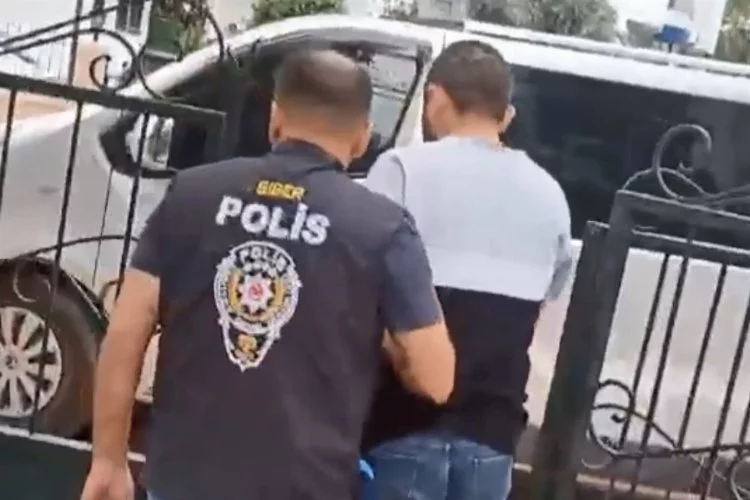 Siber suçlulara darbe: Mersin'de 5 kişi gözaltına alındı!