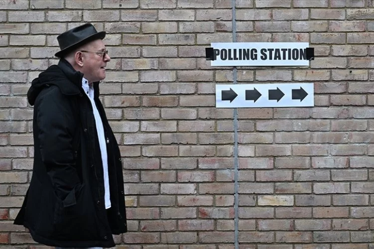 İngiltere'de seçim sonuçları birçok bölgede belli oldu