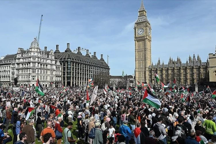 Avrupa'da Filistin'e destek gösterileri çığ gibi büyüyor!