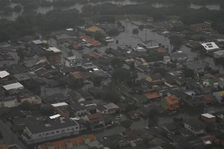Brezilya'da sel felaketi:  Can kaybı yükseliyor