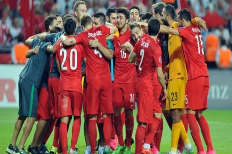 Türkiye FIFA sıralamasında yine geriledi