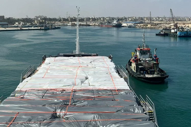 Türkiye'nin 9. İyilik Gemisi Mısır'a ulaştı