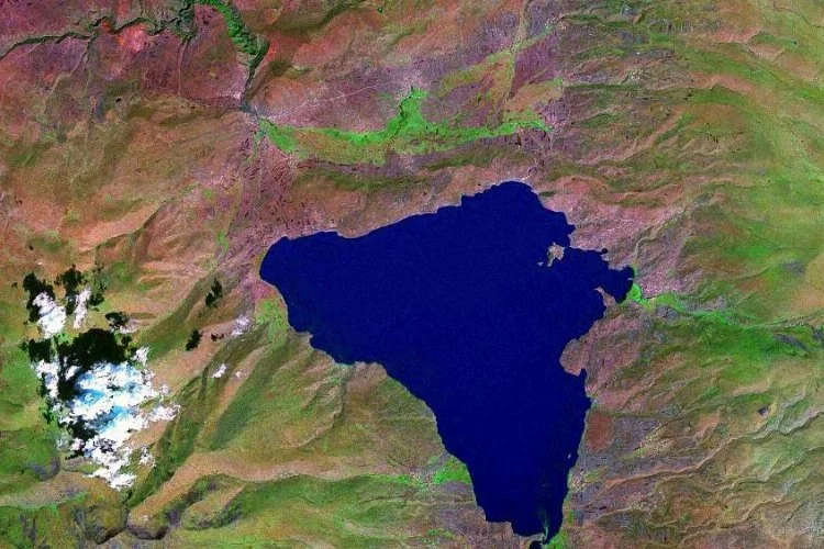 Türkiye'nin en büyük ikinci tatlı su gölü: Çıldır Gölü