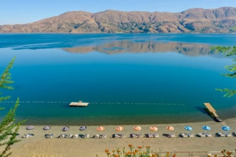 Türkiye'nin en derin gölü: Hazar Gölü