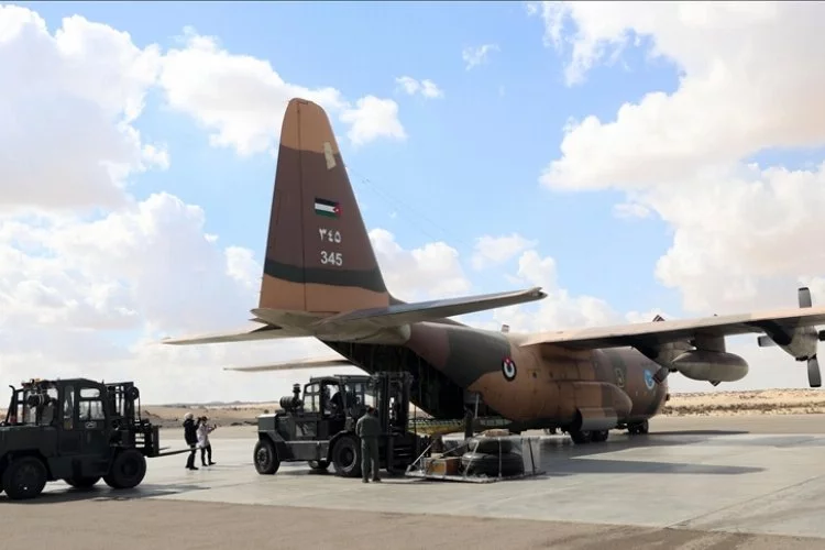 Ürdün'den Gazze'ye  2 uçak hijyen malzemesi yardımı