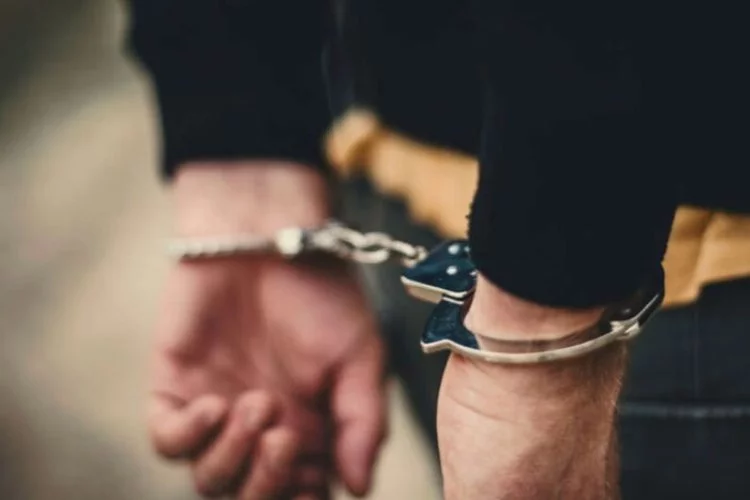 Uyuşturucu tacirlerine operasyon: 3 kişi tutuklandı